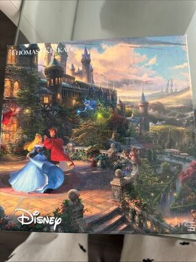 Thomas Kinkade Sleeping Beauty 🧩 Puzzle